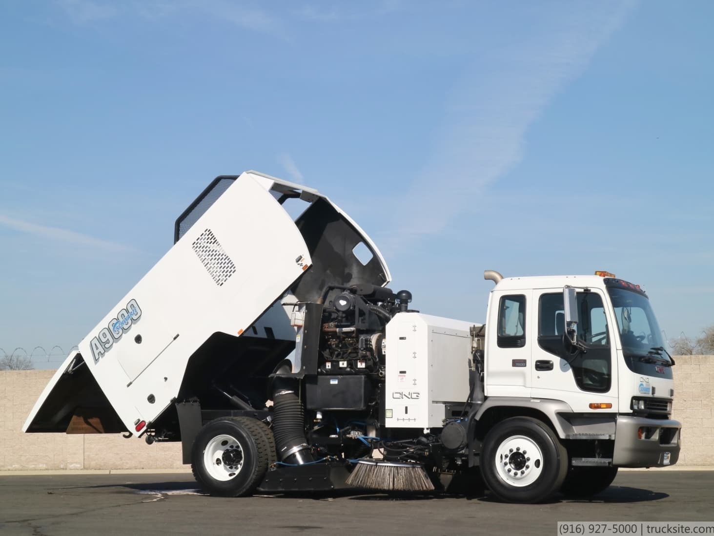 2009 GMC Schwarze A9000 CNG Air Street Sweeper