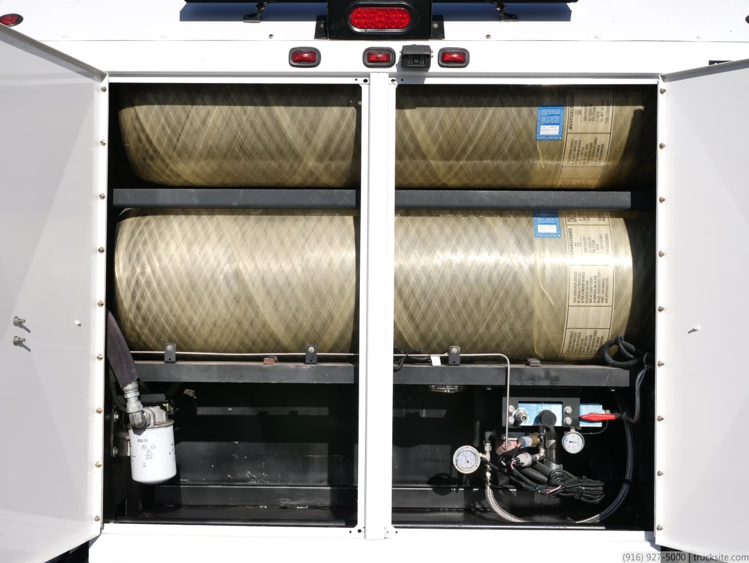 2009 Sterling Schwarze M6000SE CNG Broom Sweeper