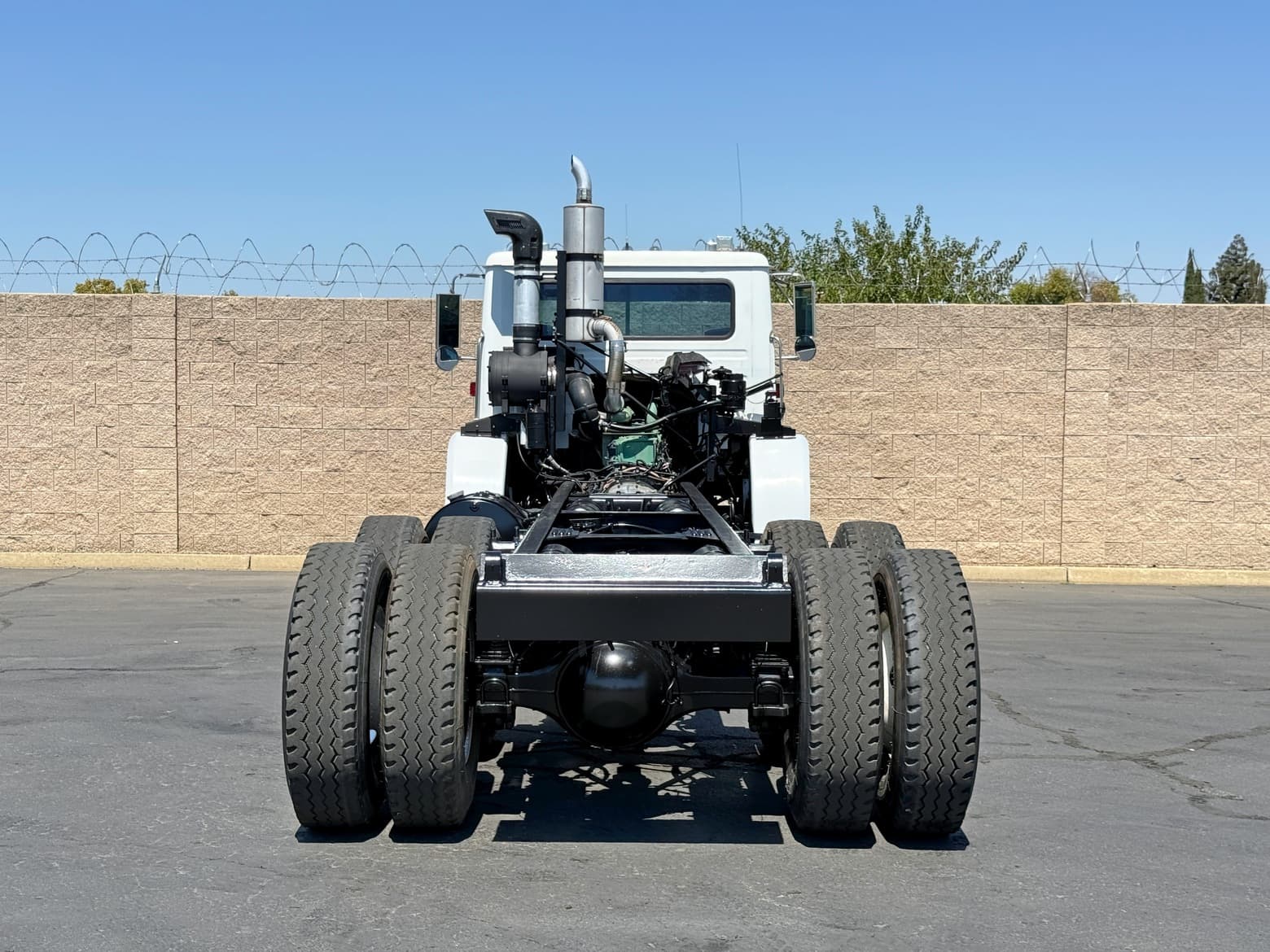 2002 Volvo WX64 Cab & Chassis