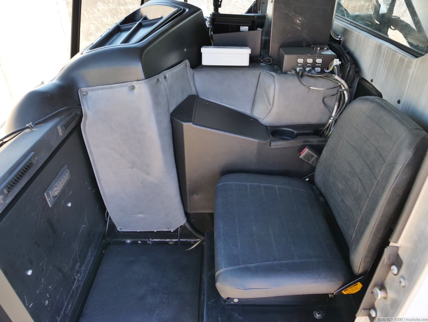 2009 Peterbilt Amrep LNG 36 Yard Auto Side Loader