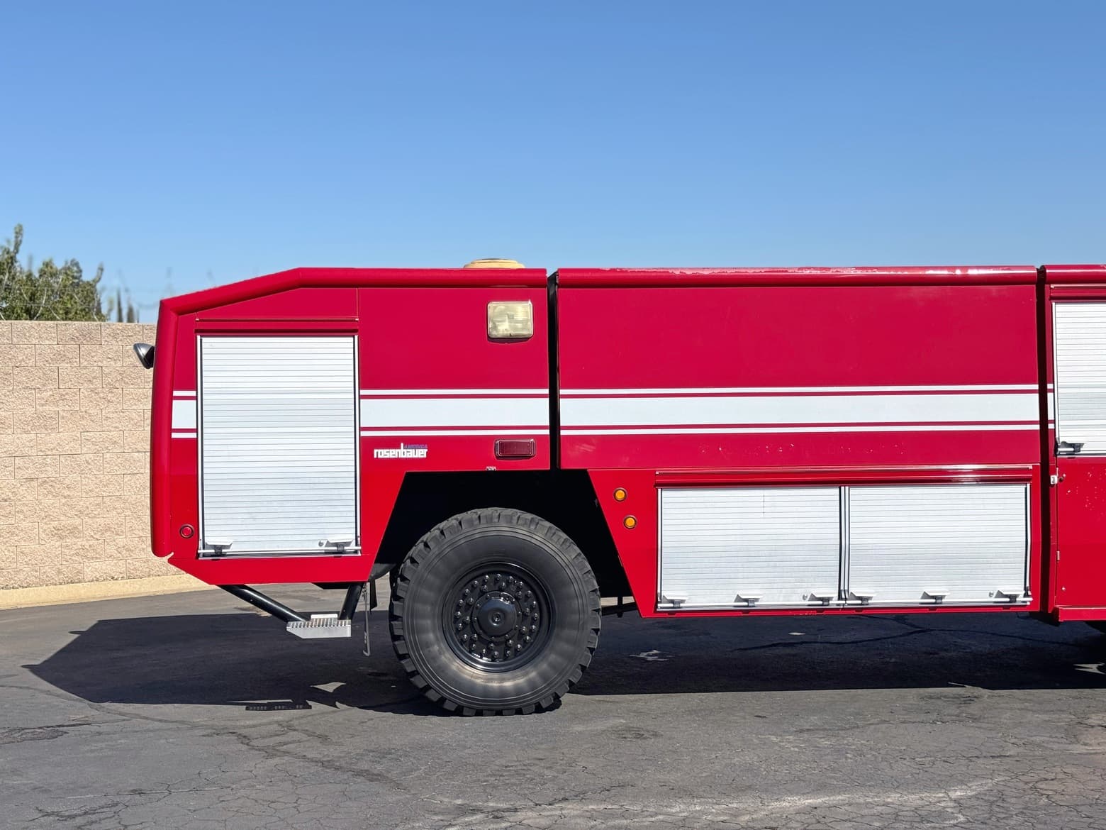 2000 Rosenbauer Panther 4x4 ARFF Aircraft Rescue Truck