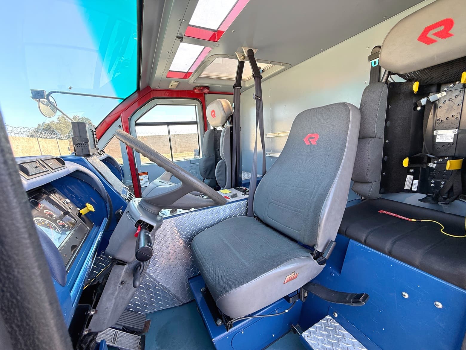 2000 Rosenbauer Panther 4x4 ARFF Aircraft Rescue Truck