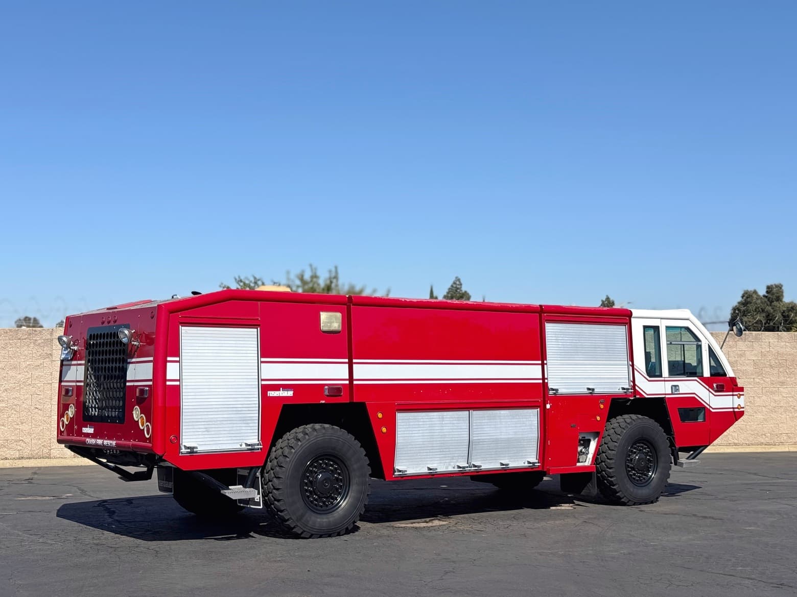 2000 Rosenbauer Panther 4x4 ARFF Aircraft Rescue Truck