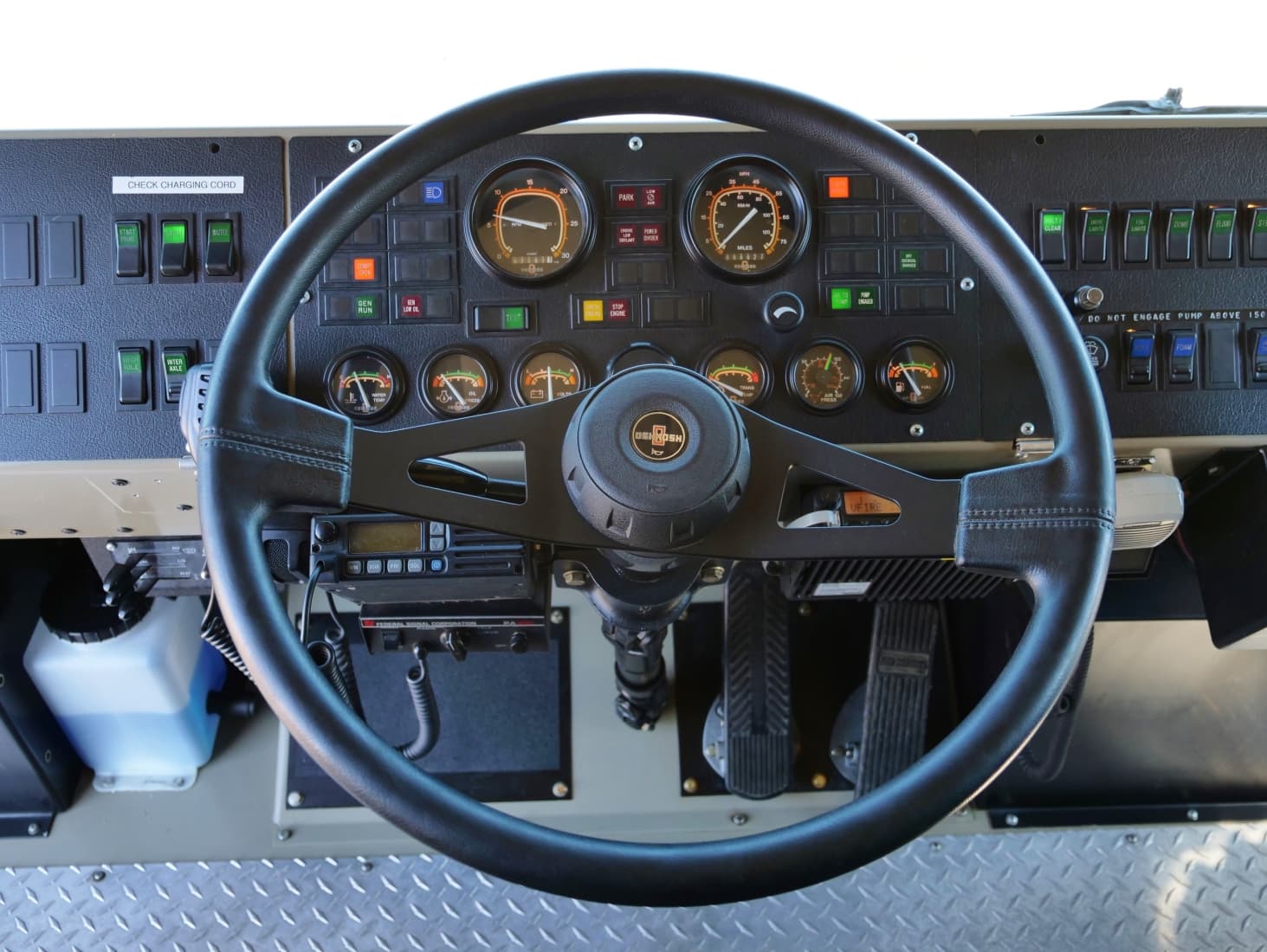 1997 Oshkosh T-1500 4x4 ARFF Aircraft Rescue Truck