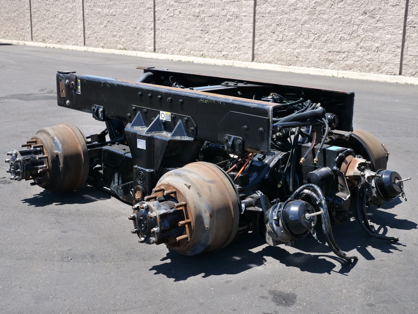 Meritor/Rockwell RT 40/145P Tandem Rear Axle & Ridewell Suspension