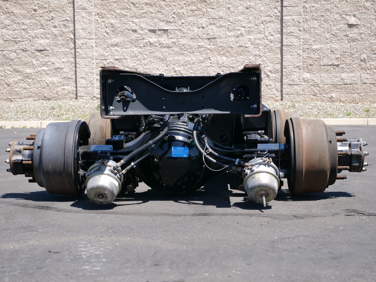 Meritor/Rockwell RT 40/145P Tandem Rear Axle & Ridewell Suspension