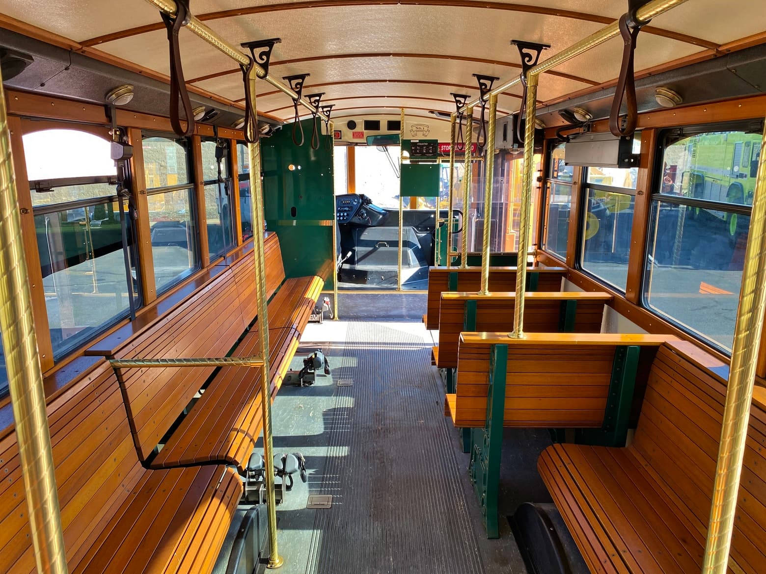 2002 Freightliner MB55 Chance Coach 27 Passenger Trolley Bus