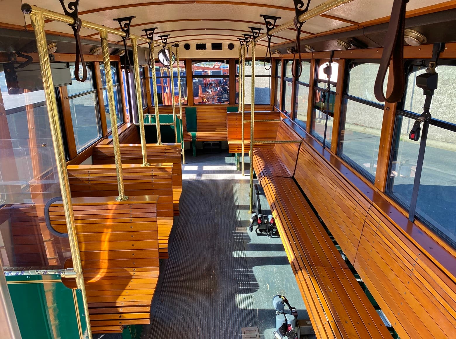 2002 Freightliner MB55 Chance Coach 27 Passenger Trolley Bus