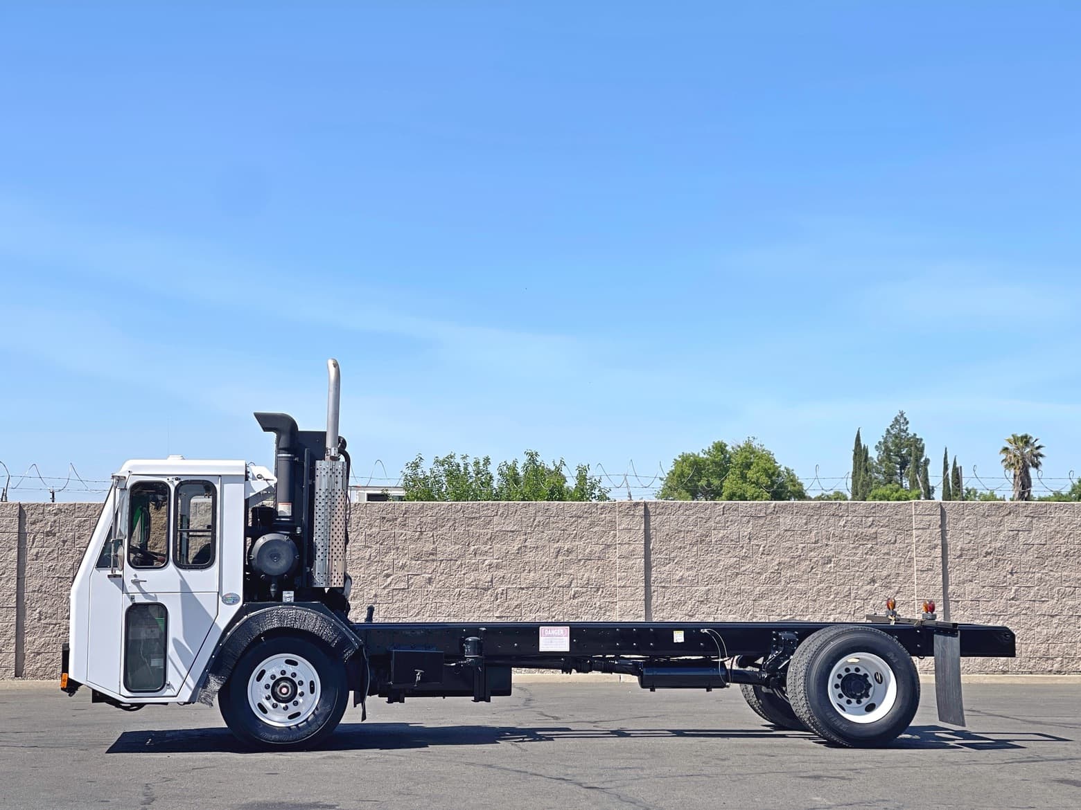 2010 CCC LET Dual Drive Cab & Chassis