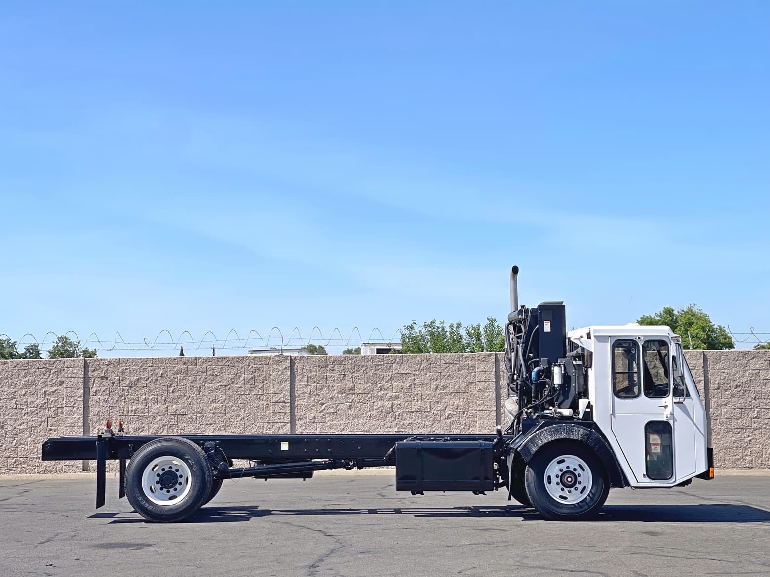 2010 CCC LET Dual Drive Cab & Chassis