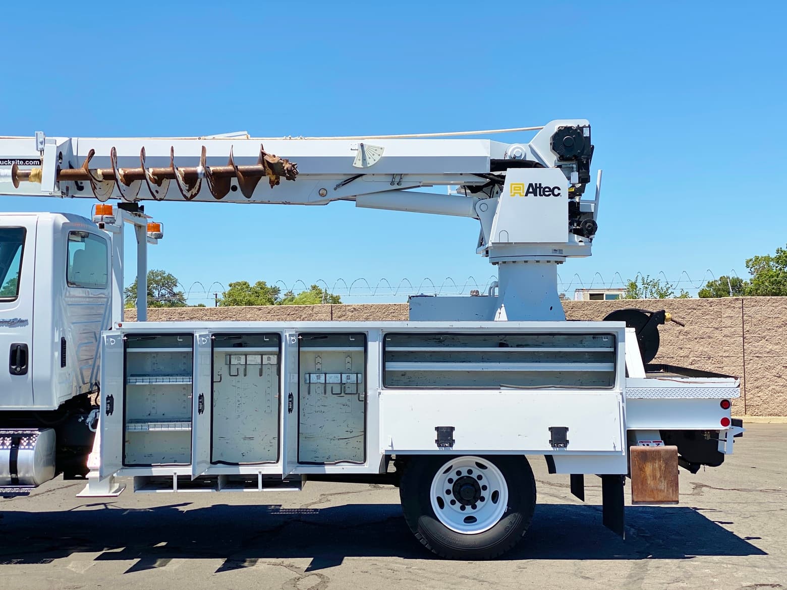 2014 Altec DC47-TR Digger Derrick Rear Mounted Body