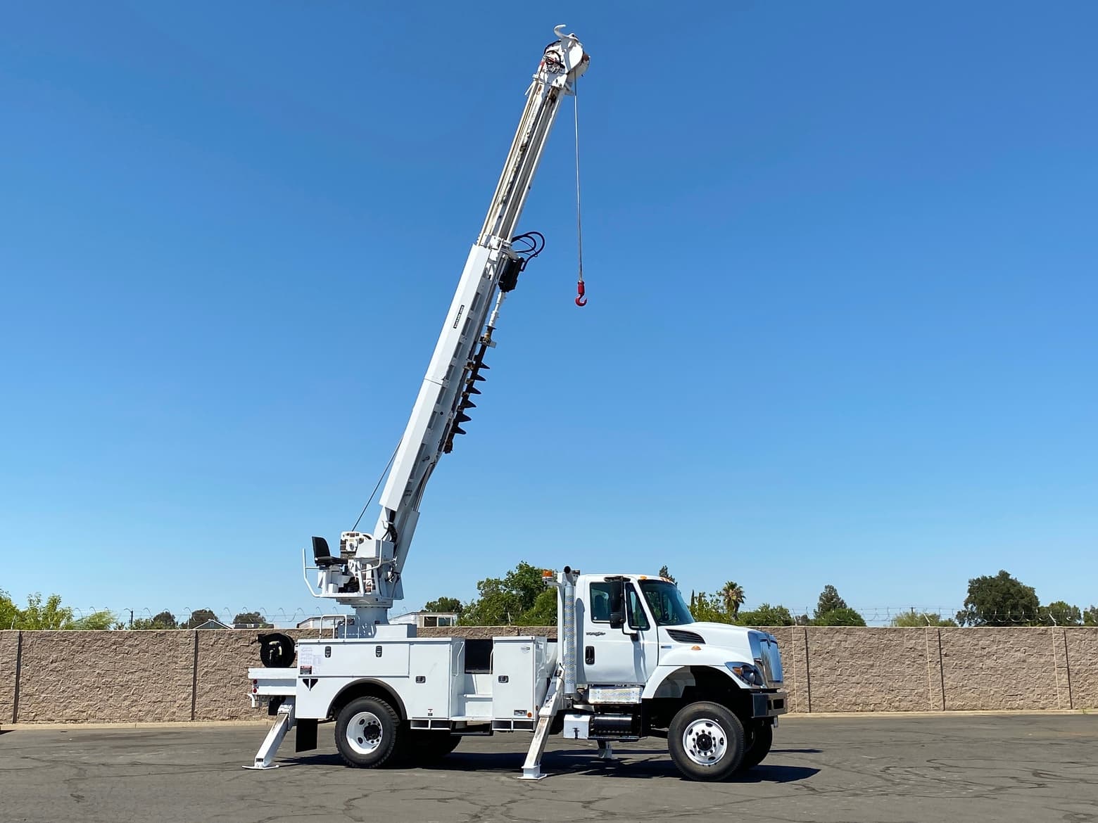 2014 Altec DC47-TR Digger Derrick Rear Mounted Body