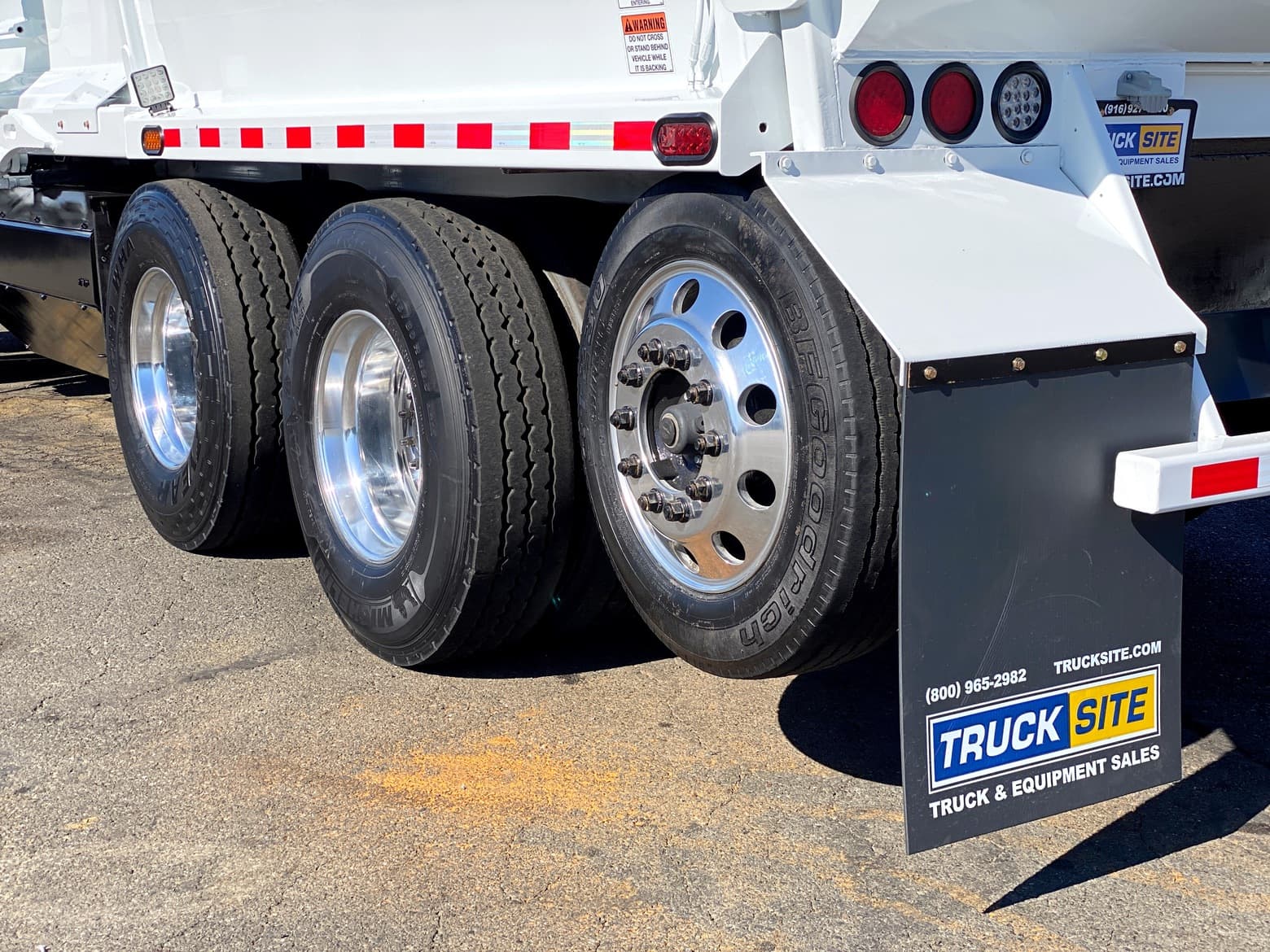 2009 Autocar New Way Mammoth 40 YD CNG Front Loader