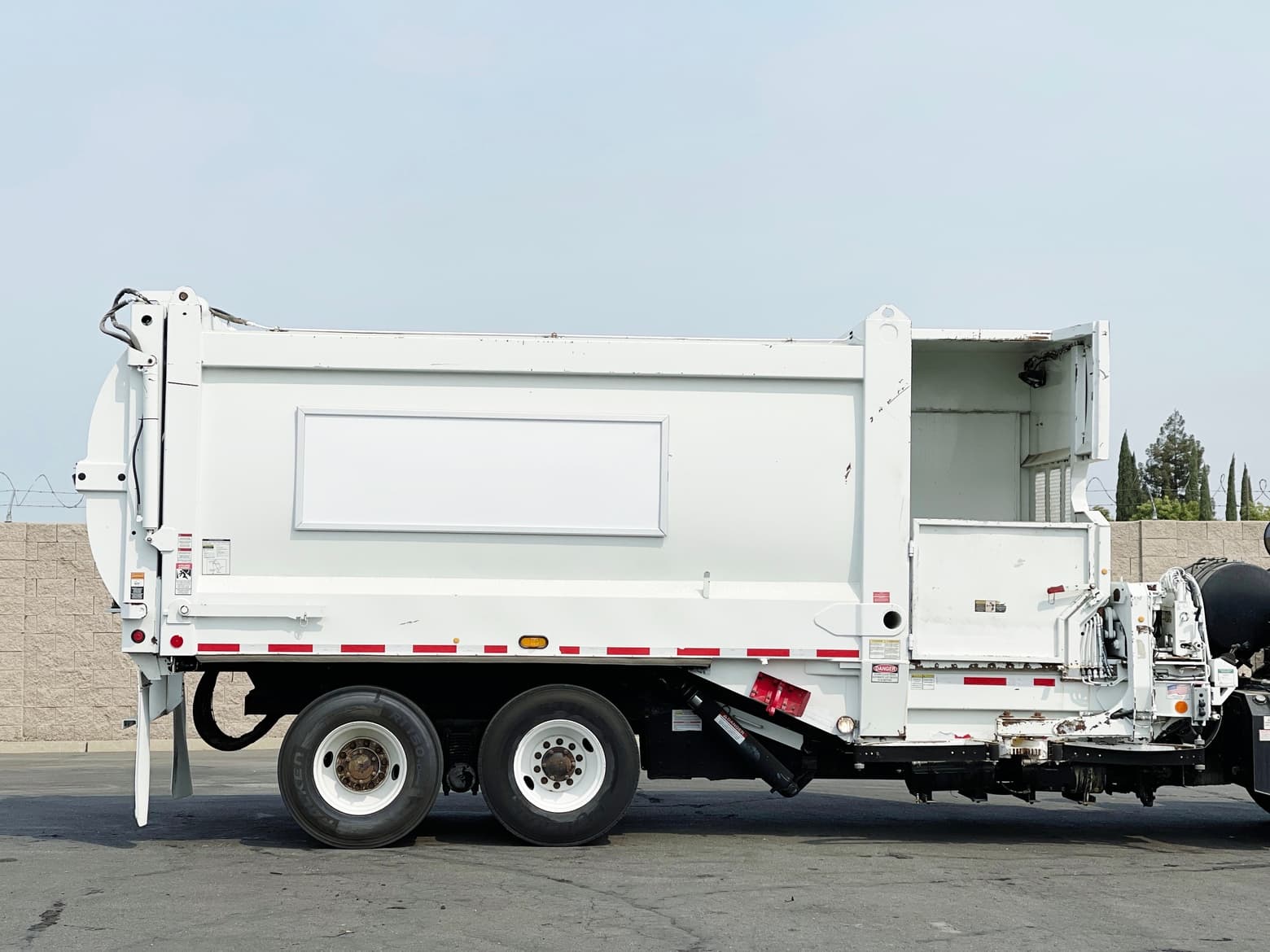 2008 Heil MultiTask SL 30 YD Side Loader Body & Arm