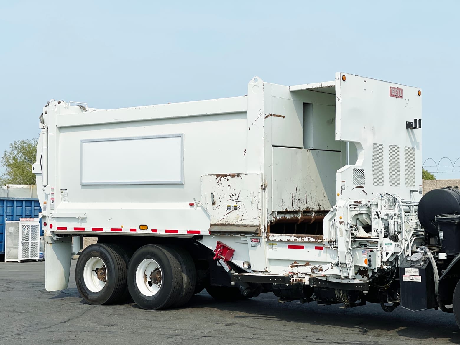 2008 Heil MultiTask SL 30 YD Side Loader Body & Arm