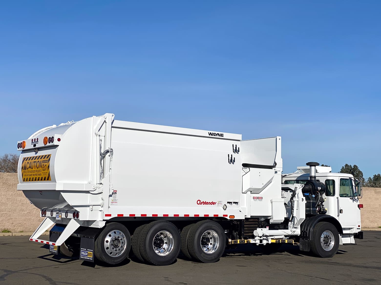 2011 Autocar Wayne Curbtender 31 Yard Side Loader Garbage Truck