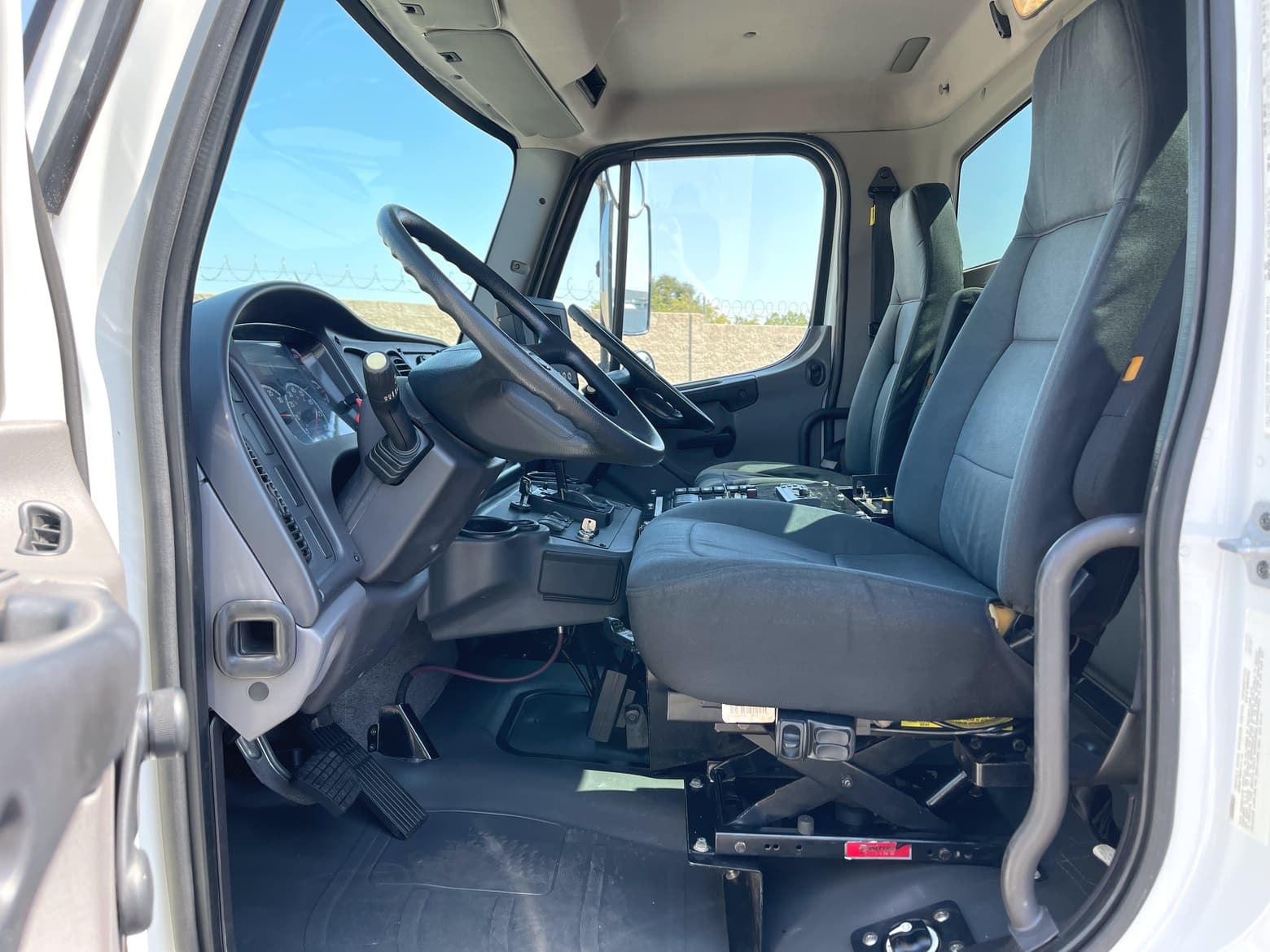 2011 Freightliner Wayne Gladiator Mechanical Street Sweeper