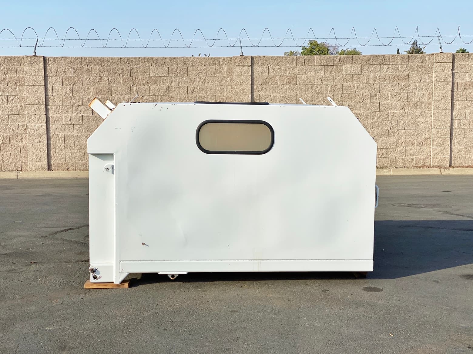 Gladiator Sweeper Hopper