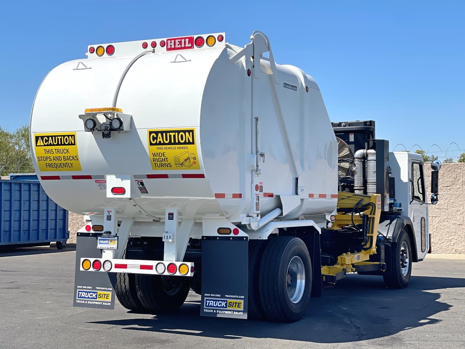 2016 CCC LET Heil Rapid Rail 22 YD Single Axle Side Loader