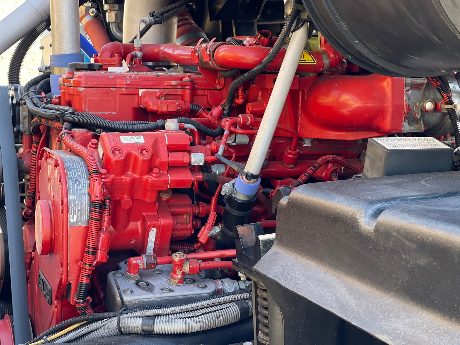 2016 CCC LET Heil Rapid Rail 22 YD Single Axle Side Loader