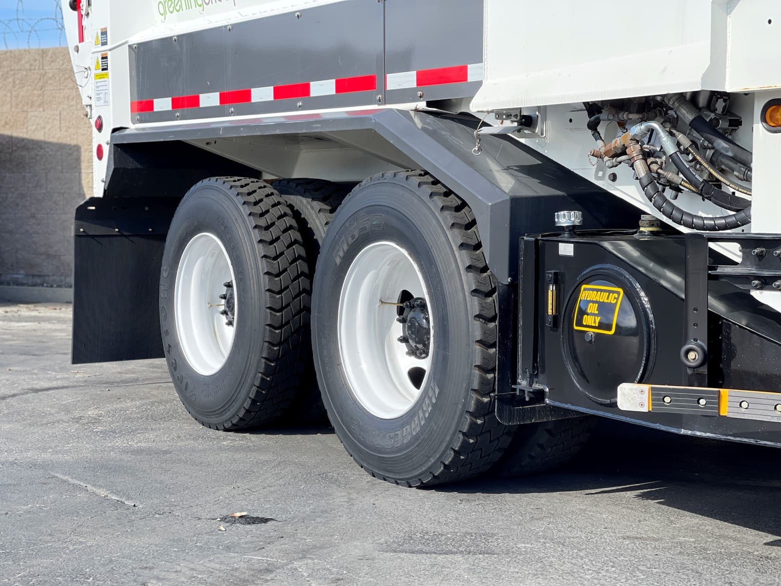 2014 Autocar CNG Labrie Expert 2000 31 YD ASL Garbage Truck