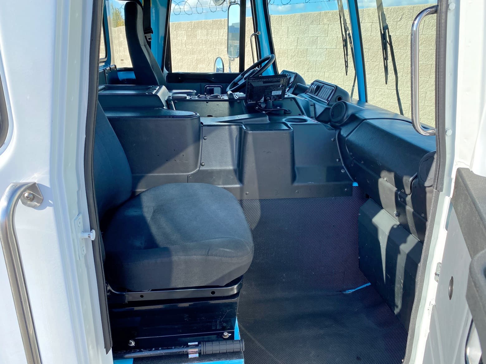 2014 Autocar New Way 25 Yard CNG Rear Loader Garbage Truck