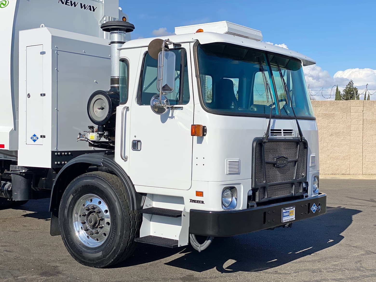 2014 Autocar New Way 25 Yard CNG Rear Loader Garbage Truck