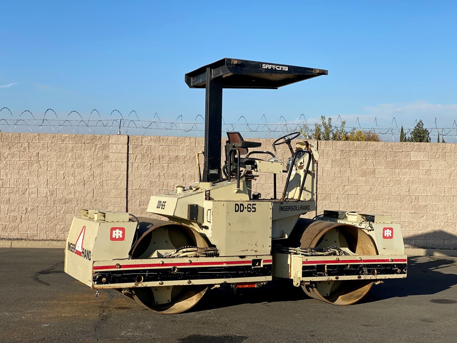 1991 Ingersoll Rand DD65 Double Drum Vibratory Roller
