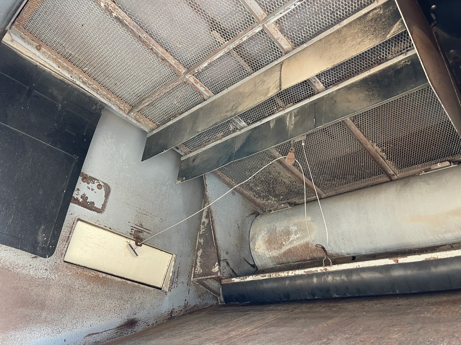 2005 International 4300 Tymco 600 BAH Air Street Sweeper