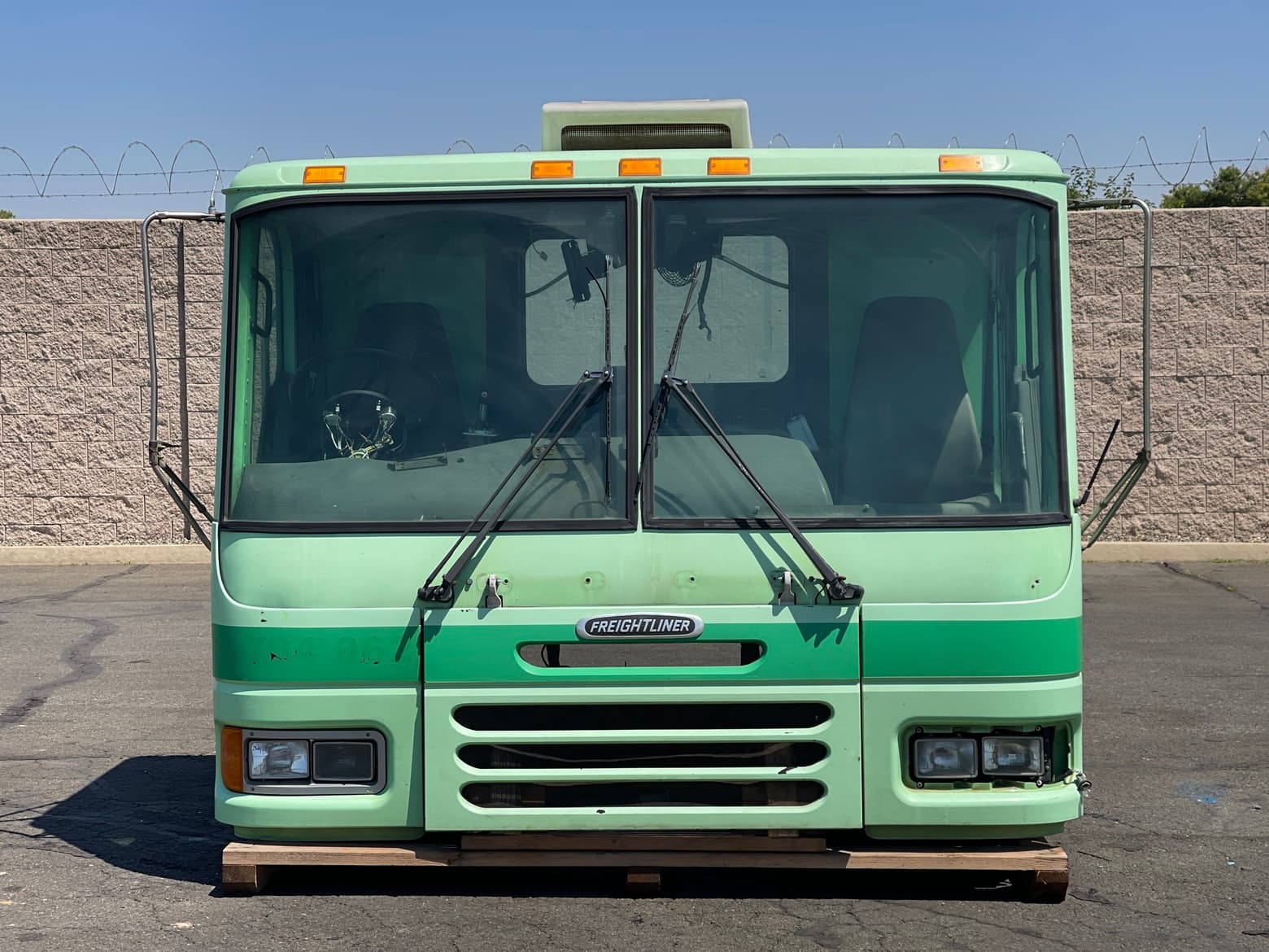 Freightliner / Sterling / ALF Condor Cab