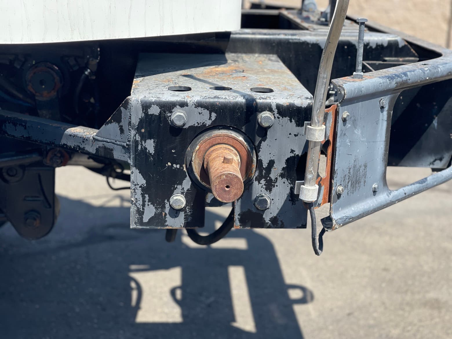 Altec D3060ATR Digger Derrick Body