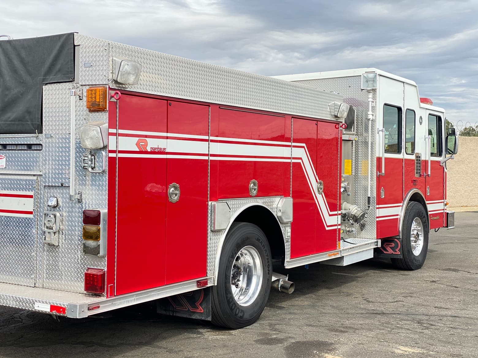 2005 HME 500/1500/20 Fire Rescue Pumper