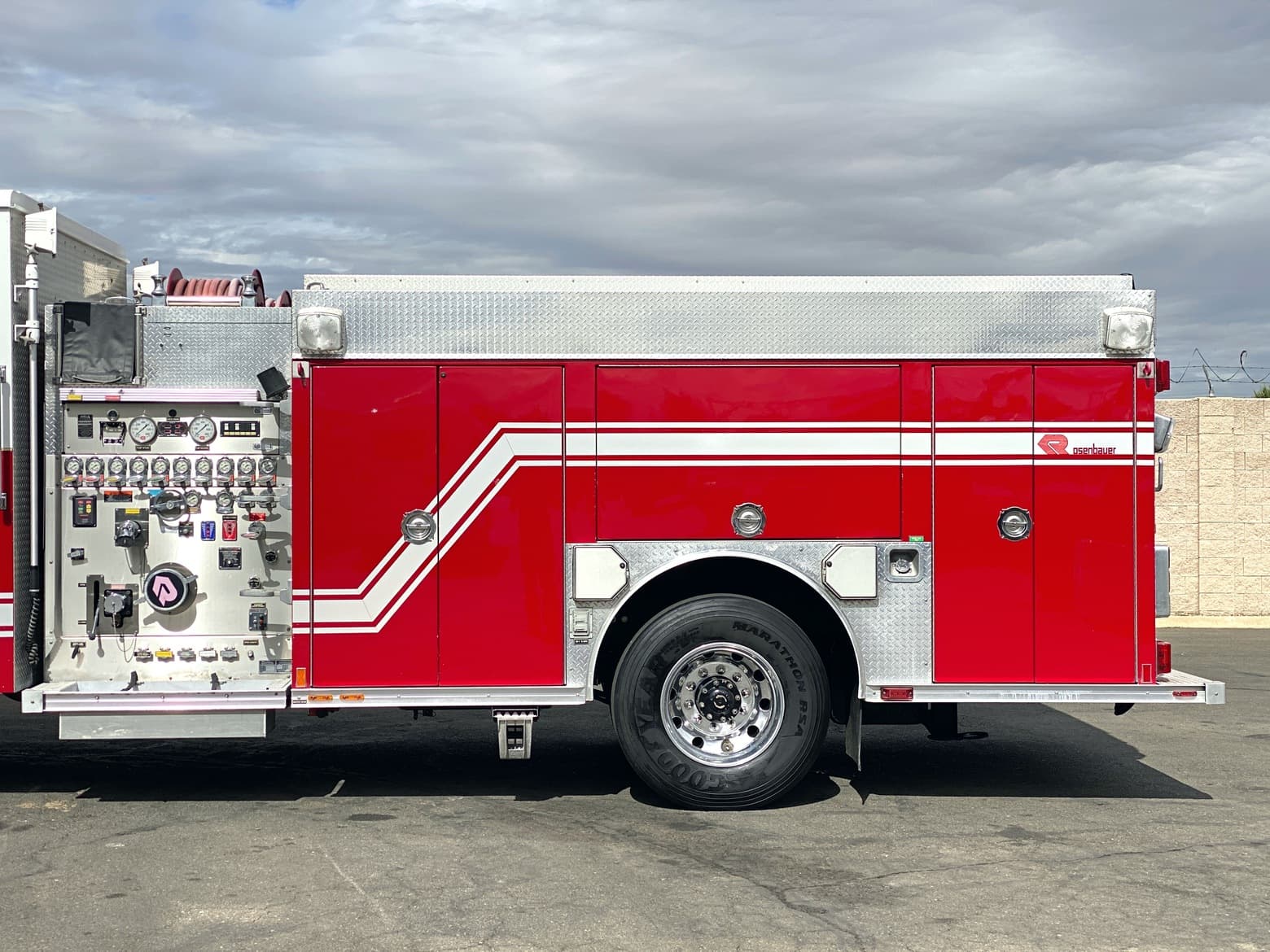 2005 HME 500/1500/20 Fire Rescue Pumper