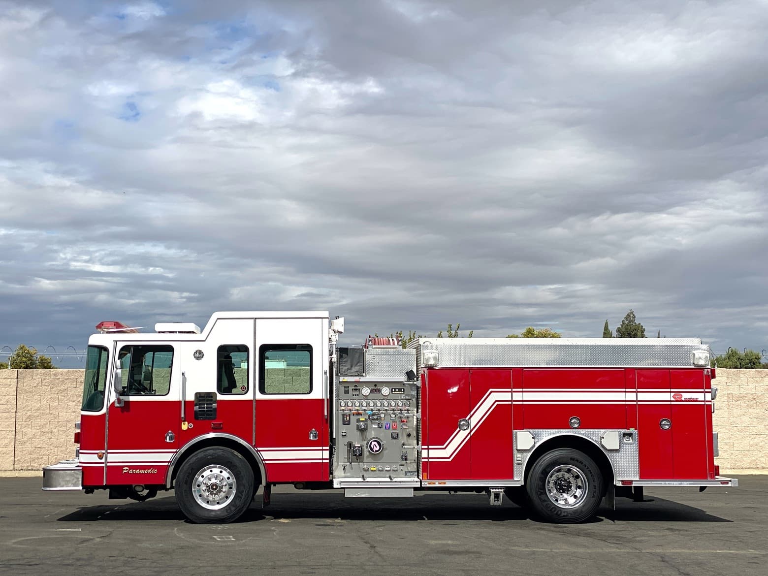 2005 HME 500/1500/20 Fire Rescue Pumper
