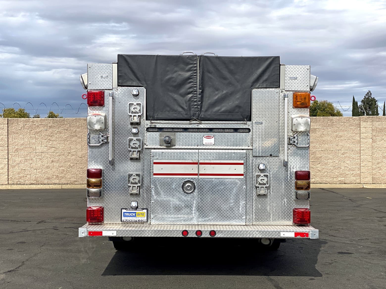 2005 HME 500/1500/20 Fire Rescue Pumper