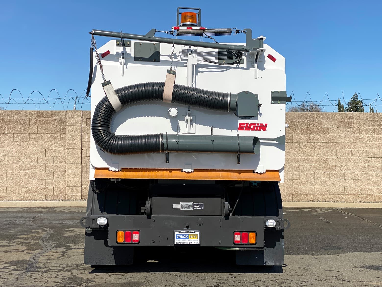 2011 International Elgin Crosswind FSX Airport Runway Sweeper