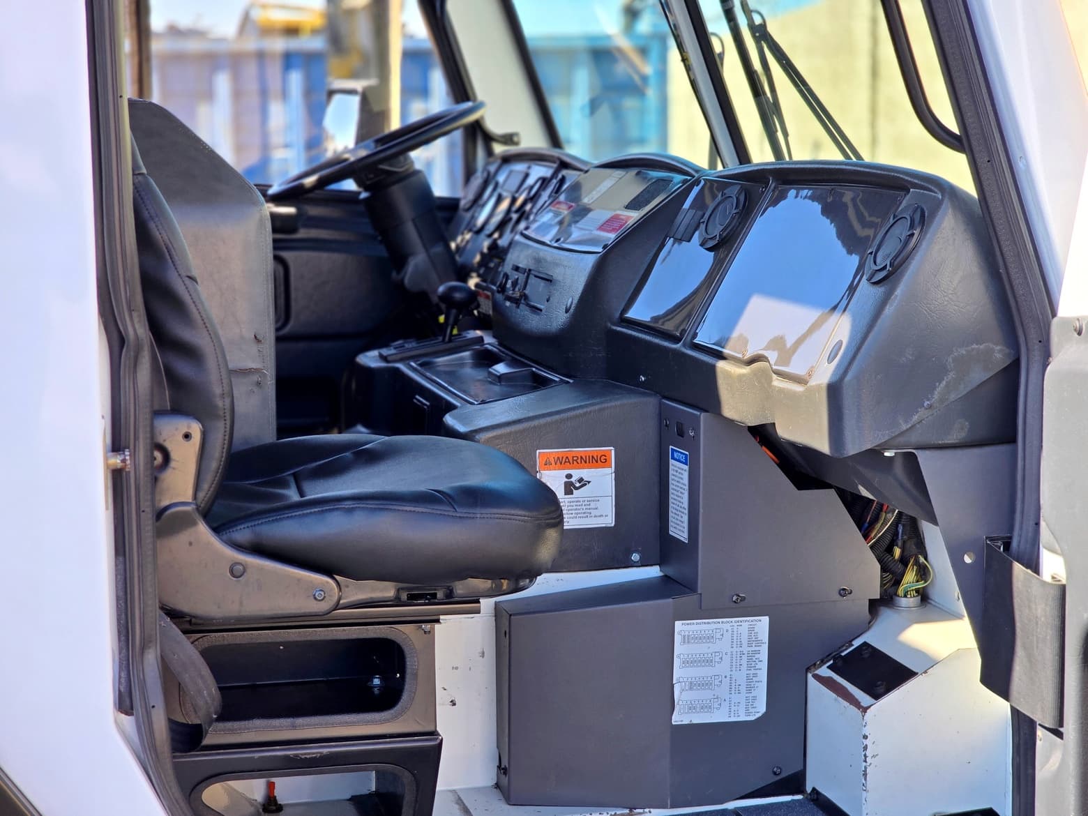 2008 CCC LET Low Entry Pak-Mor Rear Loader Garbage Truck