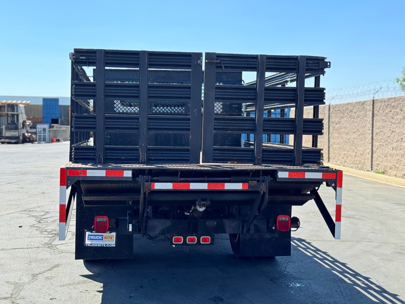 2005 International 4200 13' Knapheide Stake Bed Truck