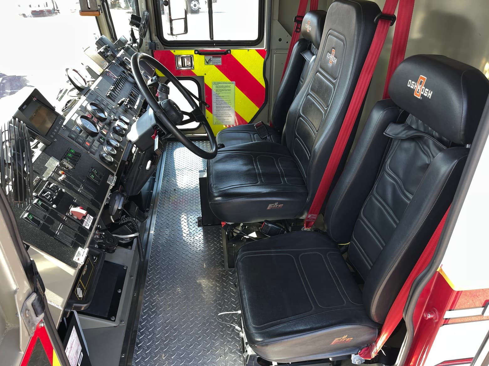 2004 Oshkosh T-1500 4x4 Aircraft Rescue Truck