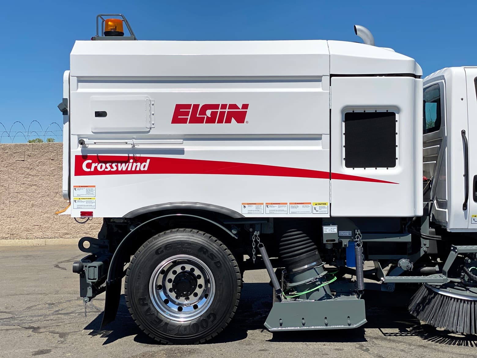 2011 International 4300 Elgin Crosswind Air Street Sweeper
