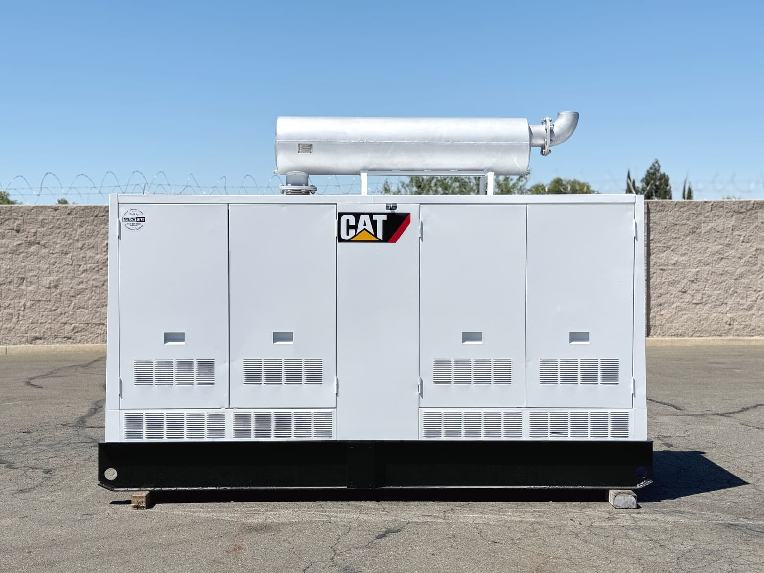 Caterpillar SR4 300kW Diesel Generator