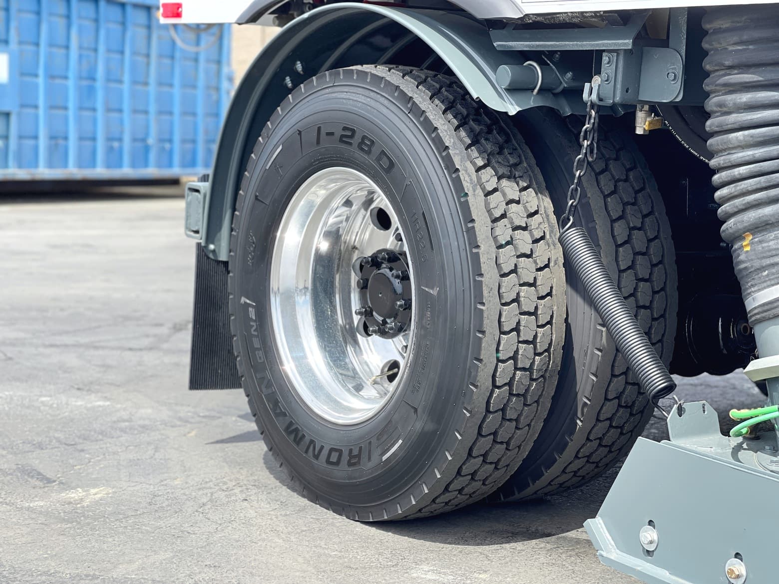 2011 International Elgin Crosswind Sweeper