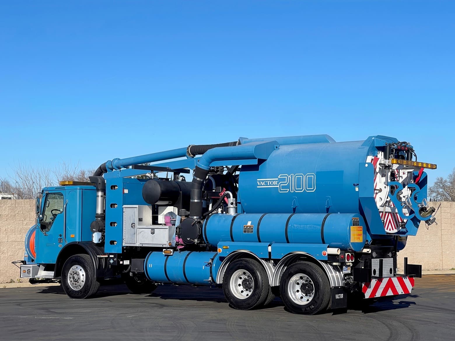 2011 Freightliner Vactor 2100 PD Combo Sewer Truck