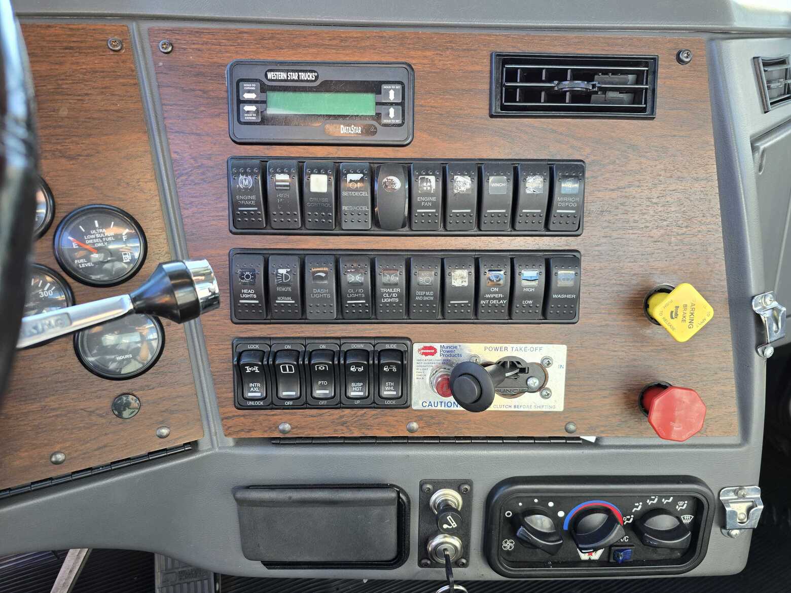 2008 Western Star 4900 Heavy Spec Day Cab Tractor