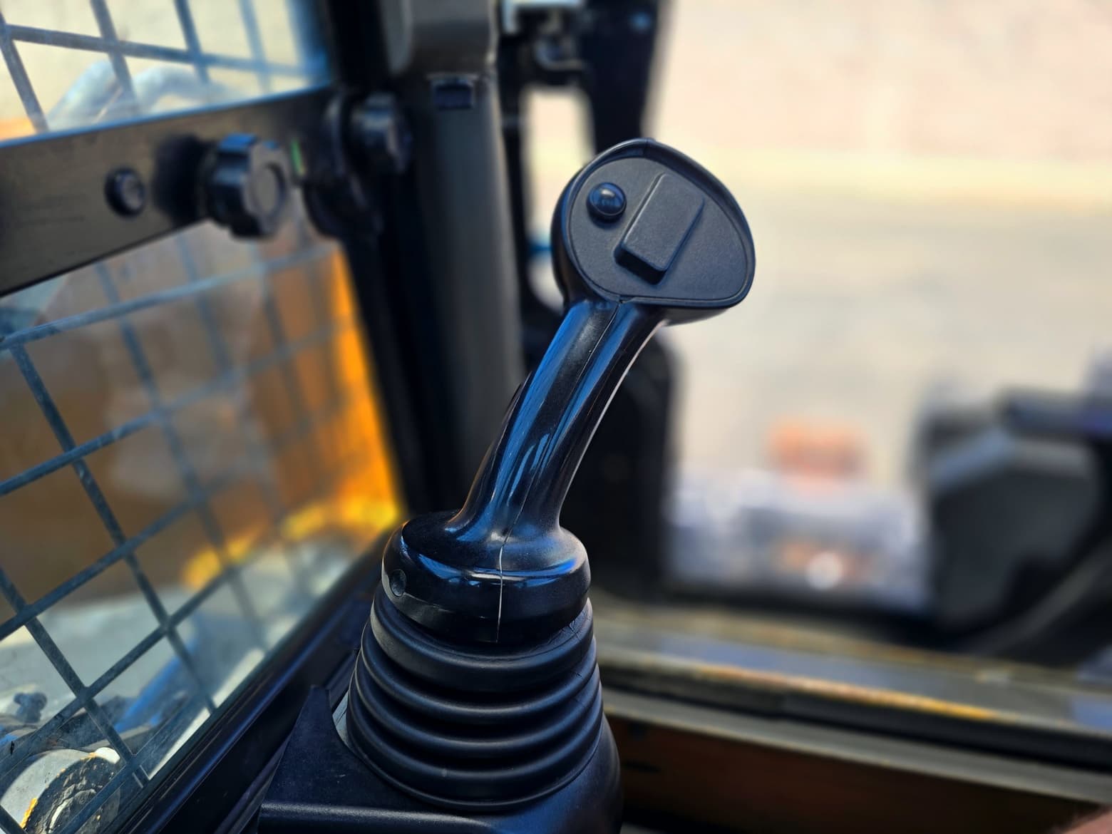 2014 Case SV300 Skid Steer Loader