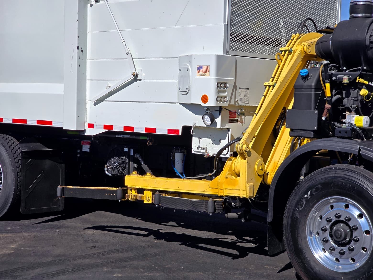 2016 Autocar Xpeditor Heil ASL 33 YD Garbage Truck