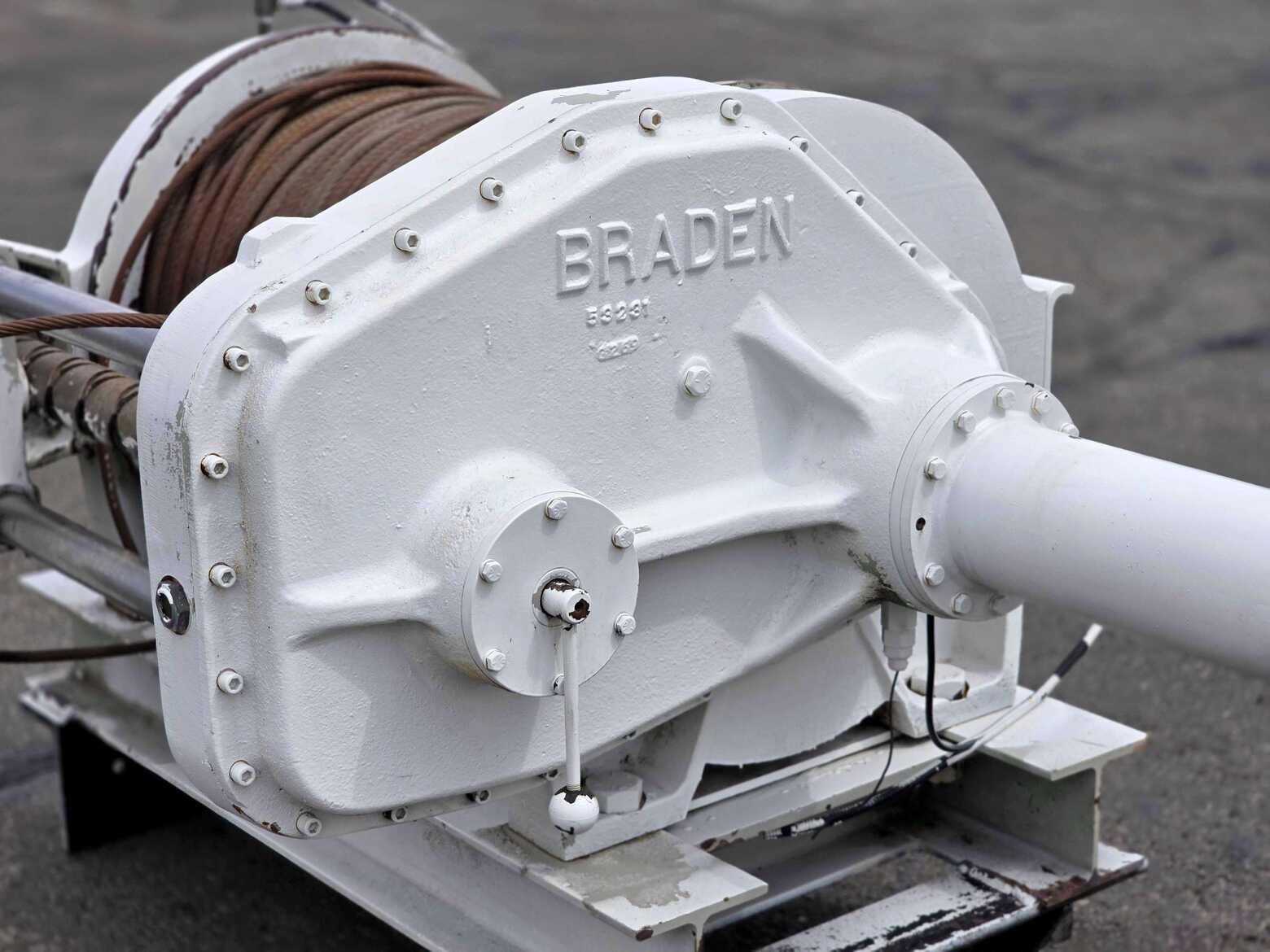 Braden BP200B Hydraulic Winch with Levelwind