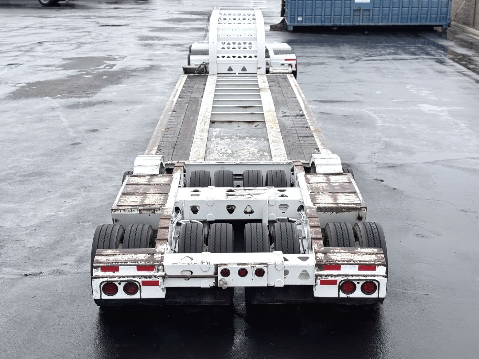 2009 Trail King Lowboy 32 Tire Expando RGN Trailer