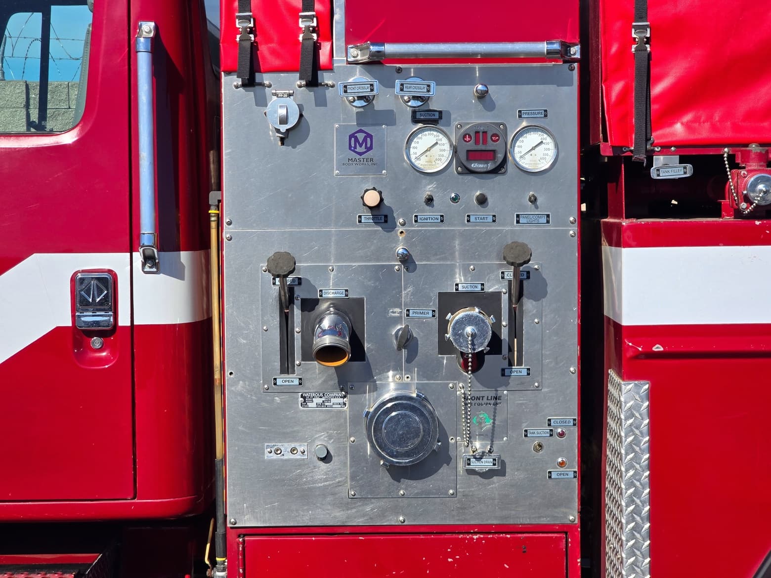 1999 International 4900 Type 3 Fire Pumper