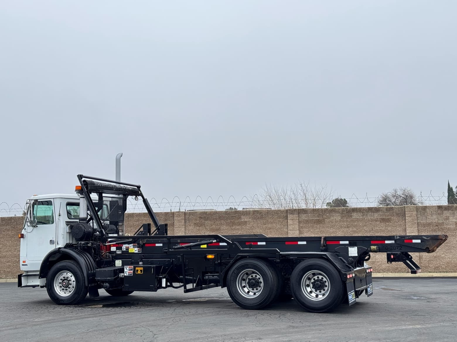 2007 Autocar Xpeditor Galbreath AFCA-TM6-24 Roll Off